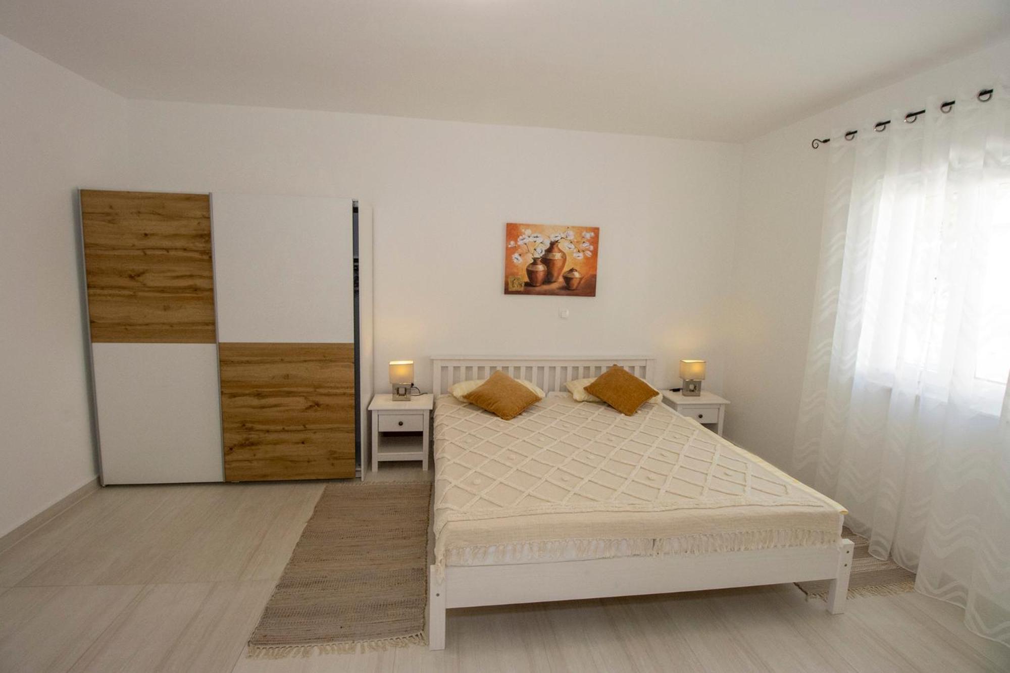 Emmi Nemira Omis Apartment Exterior photo